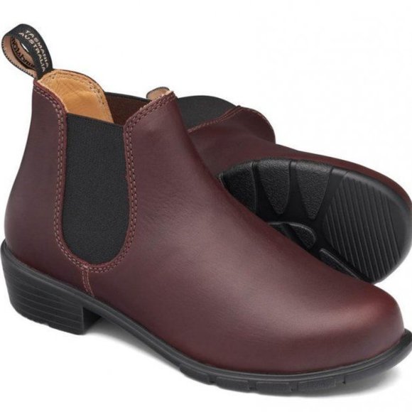 Blundstone Burgundy Ankle Boots - Picture 3 of 7